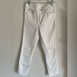 Denim forum Nico mid rise skinny crop in white with frayed hem